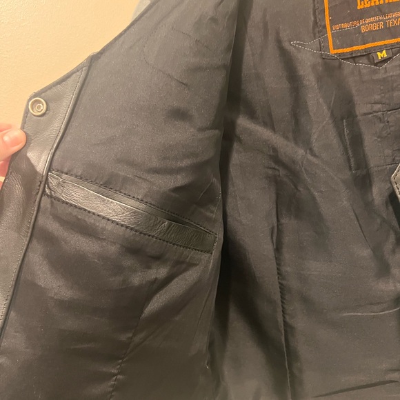 Harley-Davidson Black Leather Fringe Vest – Antelope Creek – Size M - Picture 5 of 13